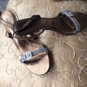 Ladies shoes